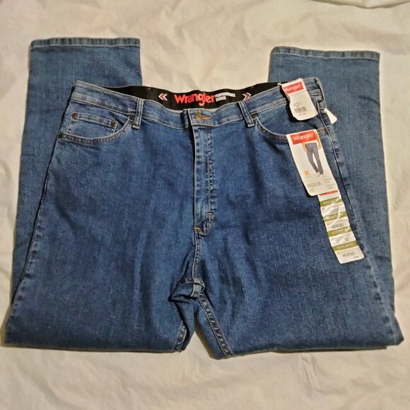 Wrangler Regular Comfort Flex Waistband Blue Jeans Performance Series Mens 40x30 - Picture 1 of 6